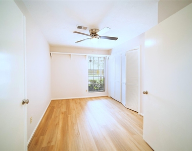 3110 Flintwood Drive - Photo Thumbnail 25