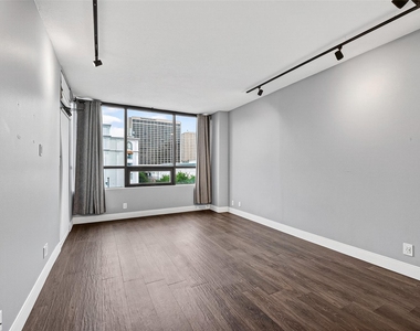 5150 Hidalgo Street - Photo Thumbnail 34
