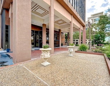 5150 Hidalgo Street - Photo Thumbnail 3