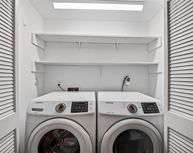 5150 Hidalgo Street - Photo Thumbnail 33