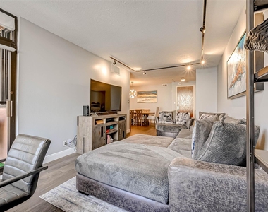 5150 Hidalgo Street - Photo Thumbnail 30