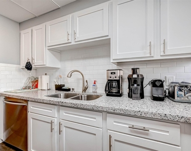 5150 Hidalgo Street - Photo Thumbnail 35