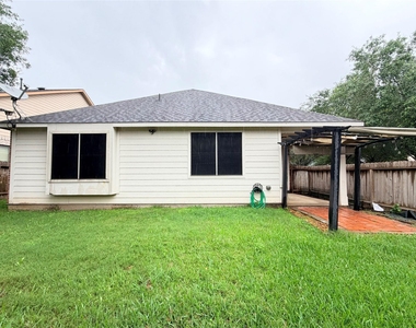 211 Briar Trace Lane - Photo Thumbnail 26