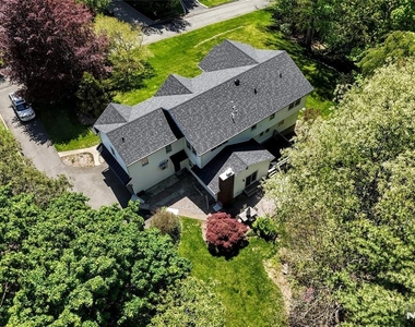 17 Grandview - Photo Thumbnail 37