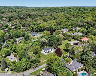 17 Grandview - Photo Thumbnail 39