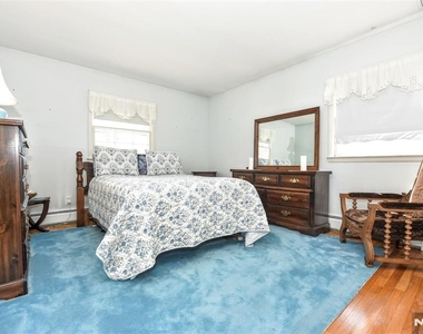 17 Grandview - Photo Thumbnail 33
