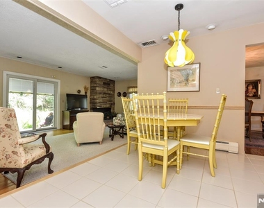 17 Grandview - Photo Thumbnail 29