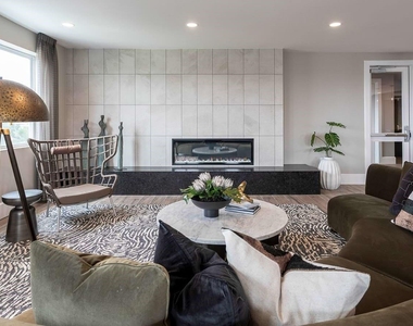 2425 Bell Street - Photo Thumbnail 14