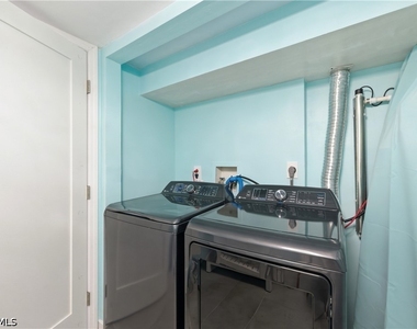 16001 Amberwood Lake Court - Photo Thumbnail 28