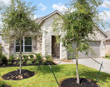 1589 Oakdale Crest Road - Photo Thumbnail 1