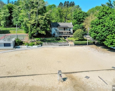 6 Standish - Photo Thumbnail 18