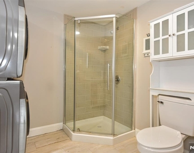 6 Standish - Photo Thumbnail 20