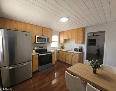 2657 Lafayette Street - Photo Thumbnail 10