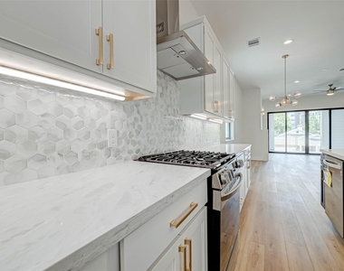 3503 Anita Street - Photo Thumbnail 30