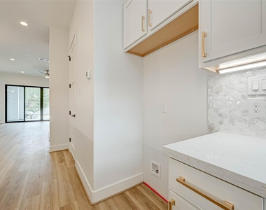 3503 Anita Street - Photo Thumbnail 26