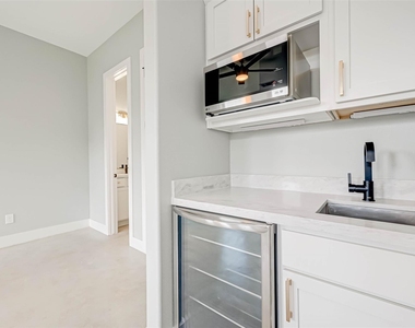 3503 Anita Street - Photo Thumbnail 10