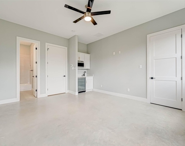 3503 Anita Street - Photo Thumbnail 7