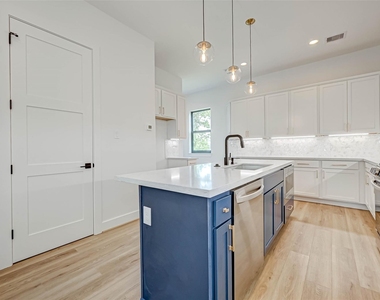 3503 Anita Street - Photo Thumbnail 35