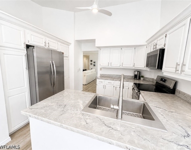 27123 Kindlewood Lane - Photo Thumbnail 6