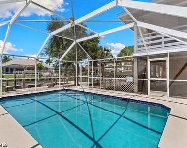 324 Waterleaf Court - Photo Thumbnail 37