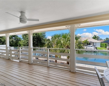 324 Waterleaf Court - Photo Thumbnail 10