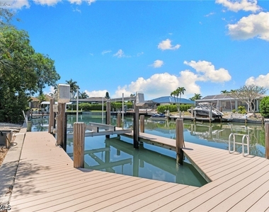 324 Waterleaf Court - Photo Thumbnail 1