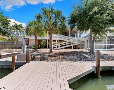 324 Waterleaf Court - Photo Thumbnail 29