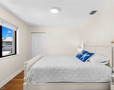 324 Waterleaf Court - Photo Thumbnail 19