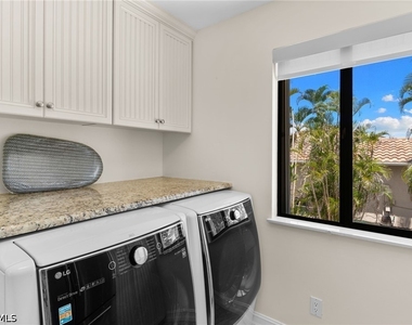 324 Waterleaf Court - Photo Thumbnail 32