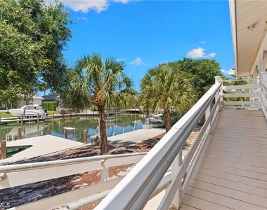 324 Waterleaf Court - Photo Thumbnail 27
