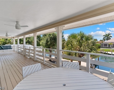324 Waterleaf Court - Photo Thumbnail 25