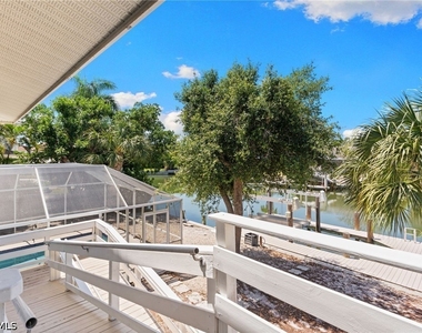 324 Waterleaf Court - Photo Thumbnail 26