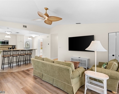 324 Waterleaf Court - Photo Thumbnail 7