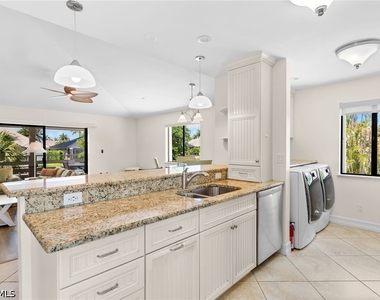 324 Waterleaf Court - Photo Thumbnail 5