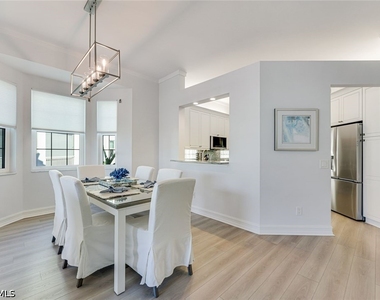 805 Bentwater Circle - Photo Thumbnail 5
