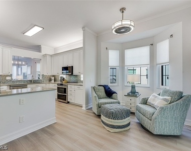 805 Bentwater Circle - Photo Thumbnail 7