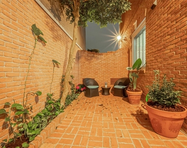 983 S Post Oak Lane - Photo Thumbnail 12