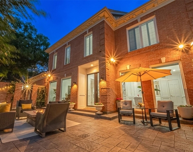 983 S Post Oak Lane - Photo Thumbnail 43