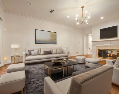 983 S Post Oak Lane - Photo Thumbnail 3