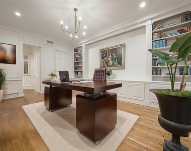 983 S Post Oak Lane - Photo Thumbnail 23