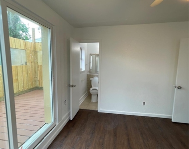 4803 Geraldine Street - Photo Thumbnail 18