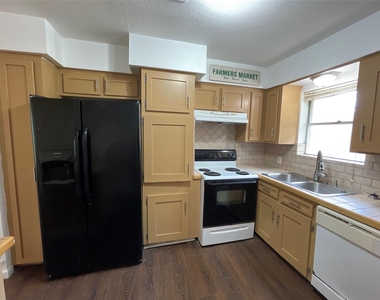 4803 Geraldine Street - Photo Thumbnail 34