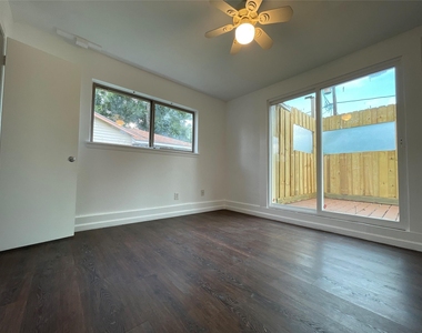 4803 Geraldine Street - Photo Thumbnail 15