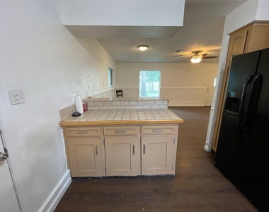 4803 Geraldine Street - Photo Thumbnail 31