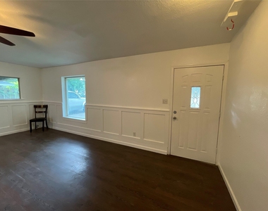 4803 Geraldine Street - Photo Thumbnail 27