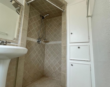 4803 Geraldine Street - Photo Thumbnail 10