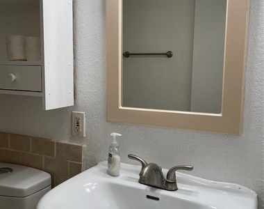 4803 Geraldine Street - Photo Thumbnail 26