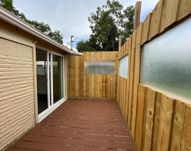 4803 Geraldine Street - Photo Thumbnail 12