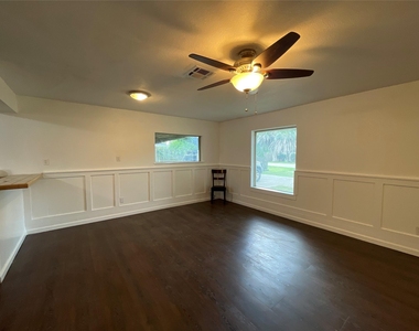 4803 Geraldine Street - Photo Thumbnail 29