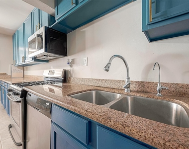 1409 Wheeler Street - Photo Thumbnail 18